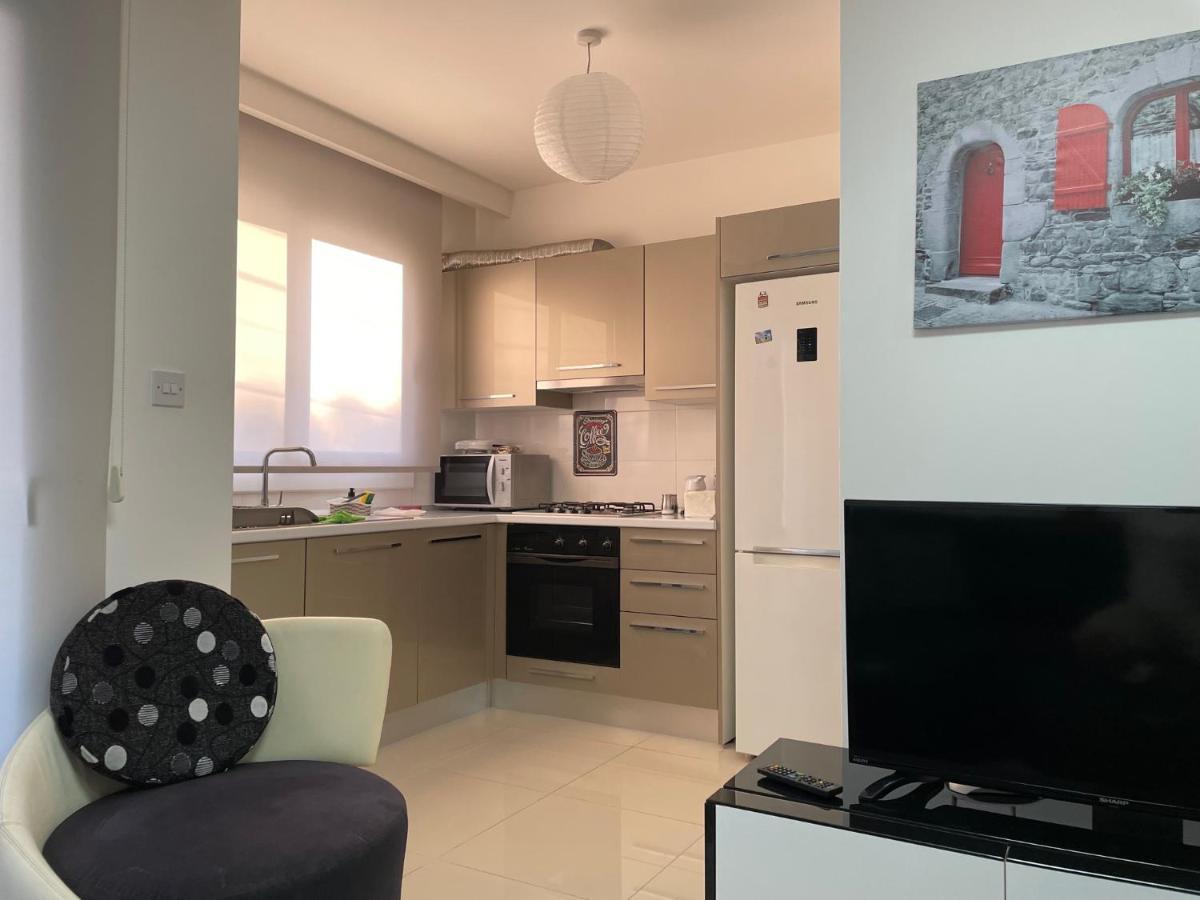 Girne Merkez Cozy 2+1 Daire Wifi +Netflix 아파트 외부 사진