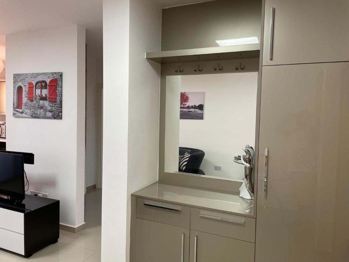 Girne Merkez Cozy 2+1 Daire Wifi +Netflix 아파트 외부 사진