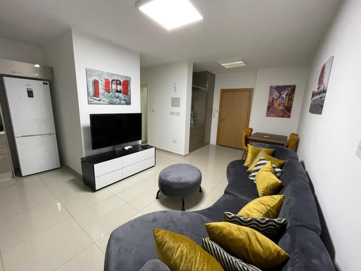 Girne Merkez Cozy 2+1 Daire Wifi +Netflix 아파트 외부 사진